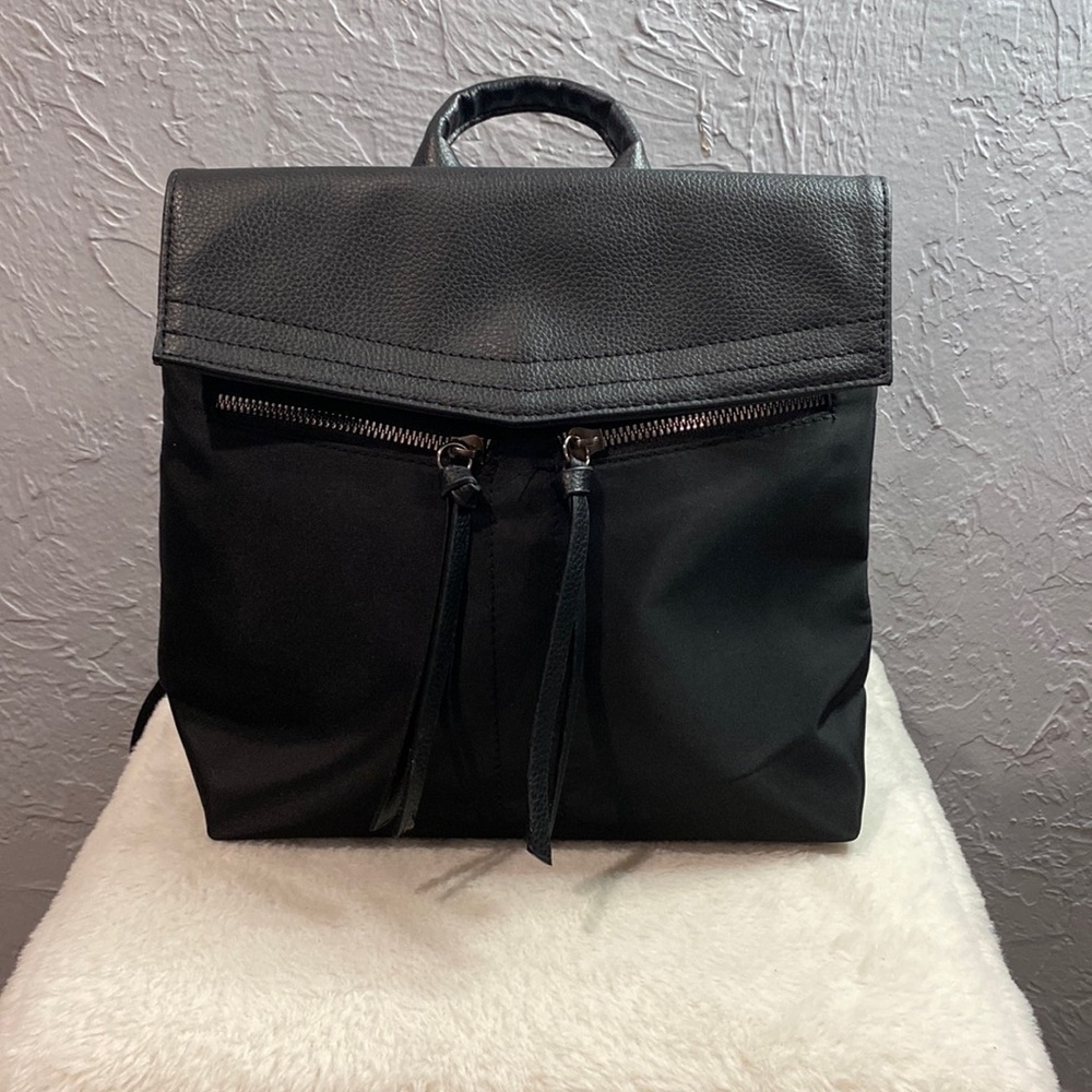 NWT| BOTKIER BACKPACK IN BLACK